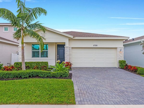 5726 Graceful Way, Delray Beach, FL 33484