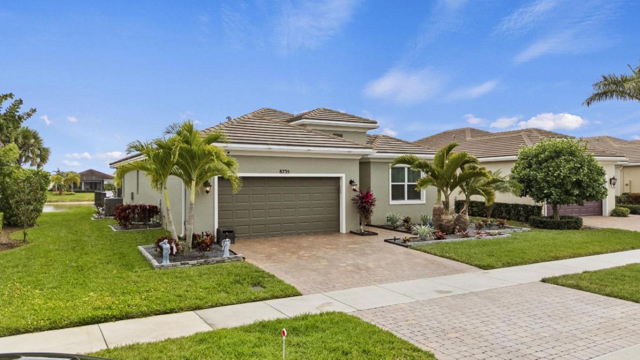 8735 SW Vico Way, Port Saint Lucie, FL 34987 Photo
