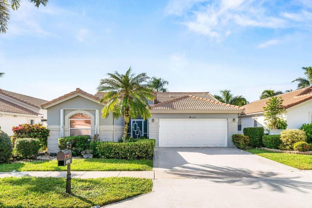 9707 Harbour Lake Circle, Boynton Beach, FL 33437 Main Photo