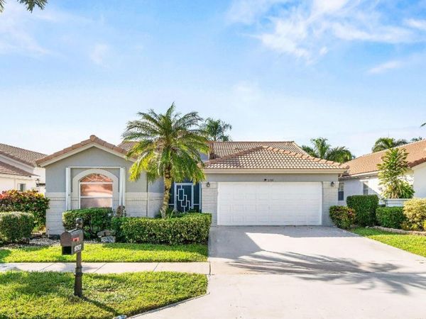 9707 Harbour Lake Circle, Boynton Beach, FL 33437