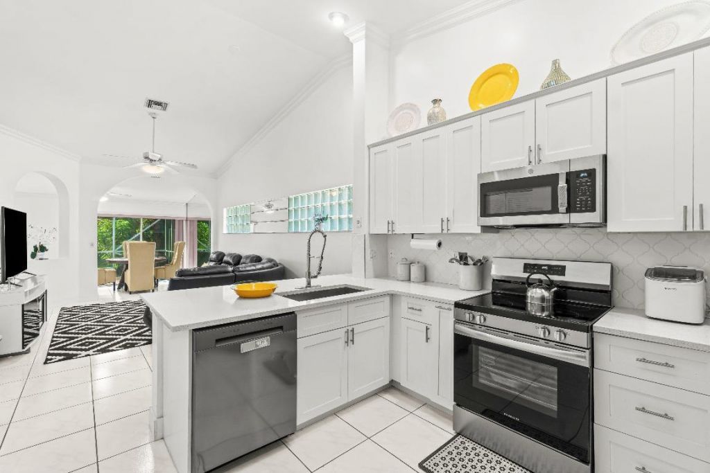 9707 Harbour Lake Circle, Boynton Beach, FL 33437 Photo