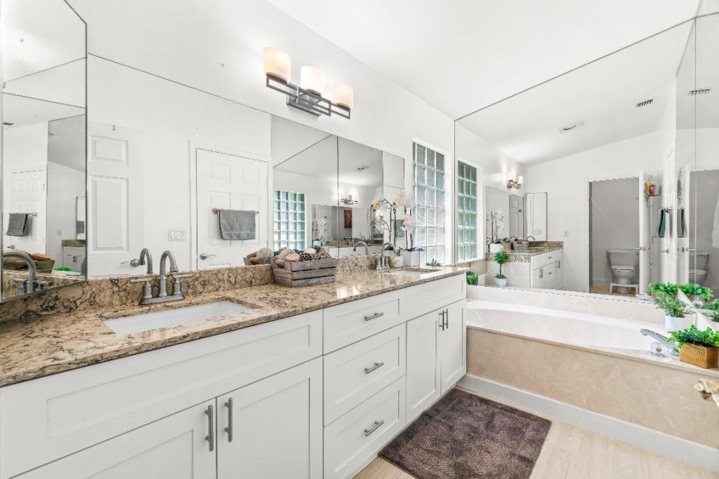 9707 Harbour Lake Circle, Boynton Beach, FL 33437 Photo