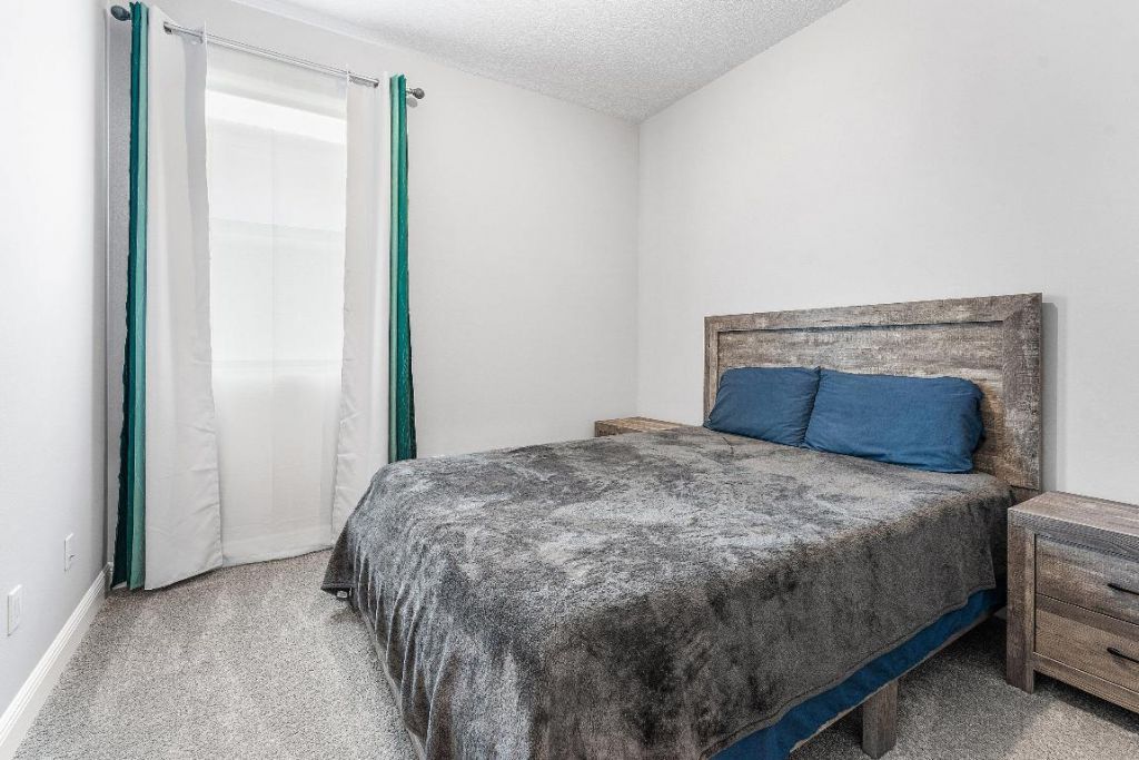 2752 SE Ashfield Drive, Port Saint Lucie, FL 34984 Photo