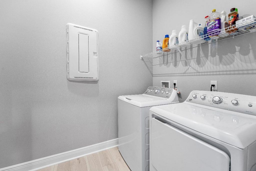 2752 SE Ashfield Drive, Port Saint Lucie, FL 34984 Photo