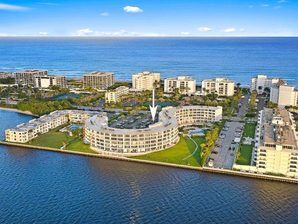 2760 S Ocean Boulevard, Unit 310, Palm Beach, FL 33480
