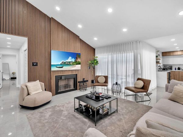 136 Greens Road, Hollywood, FL 33021