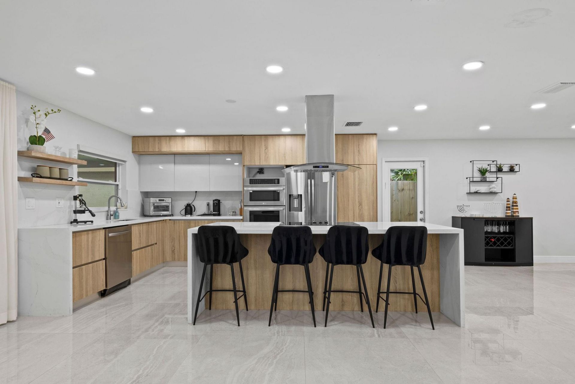 136 Greens Road, Hollywood, FL 33021 Photo