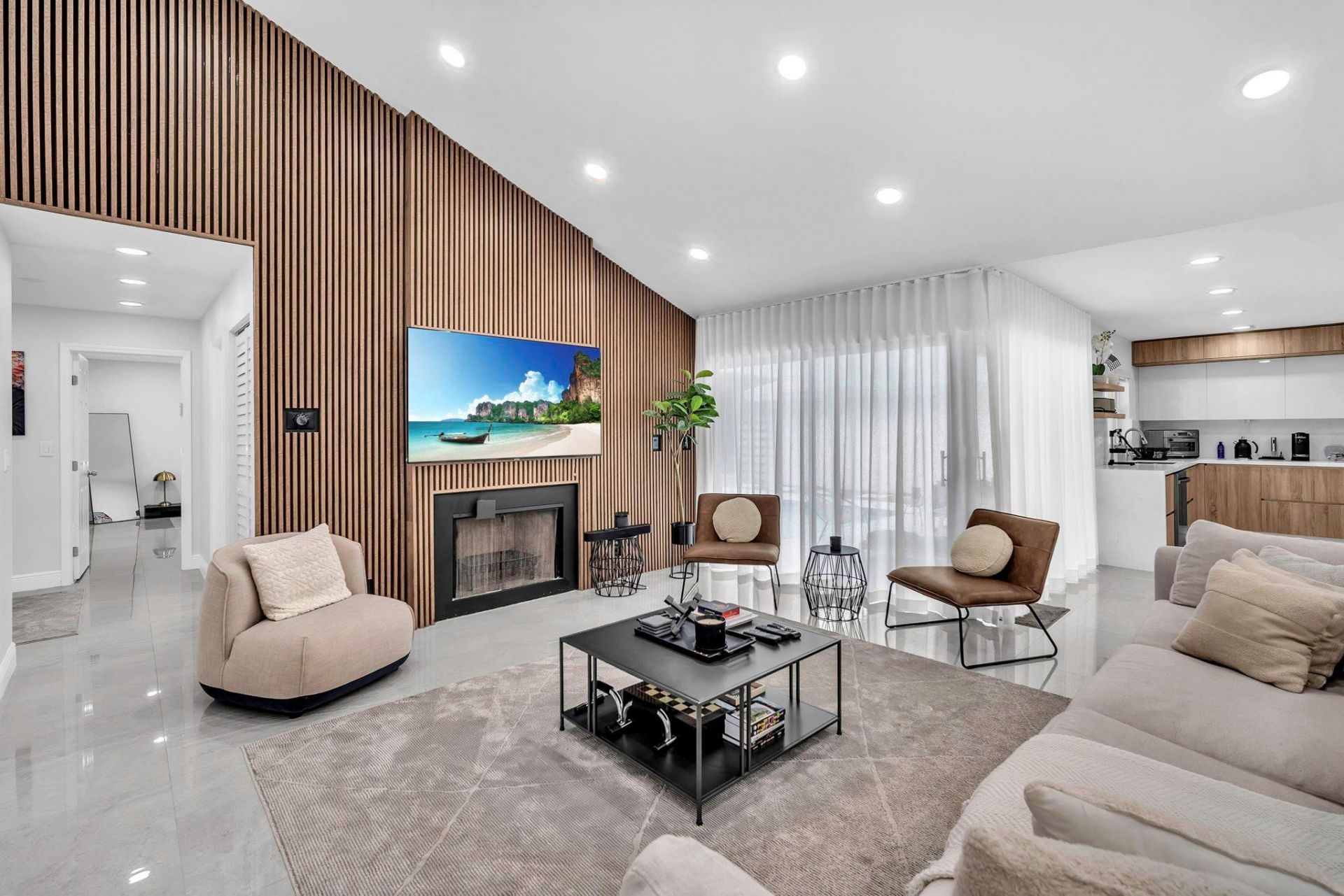 136 Greens Road, Hollywood, FL 33021 Photo