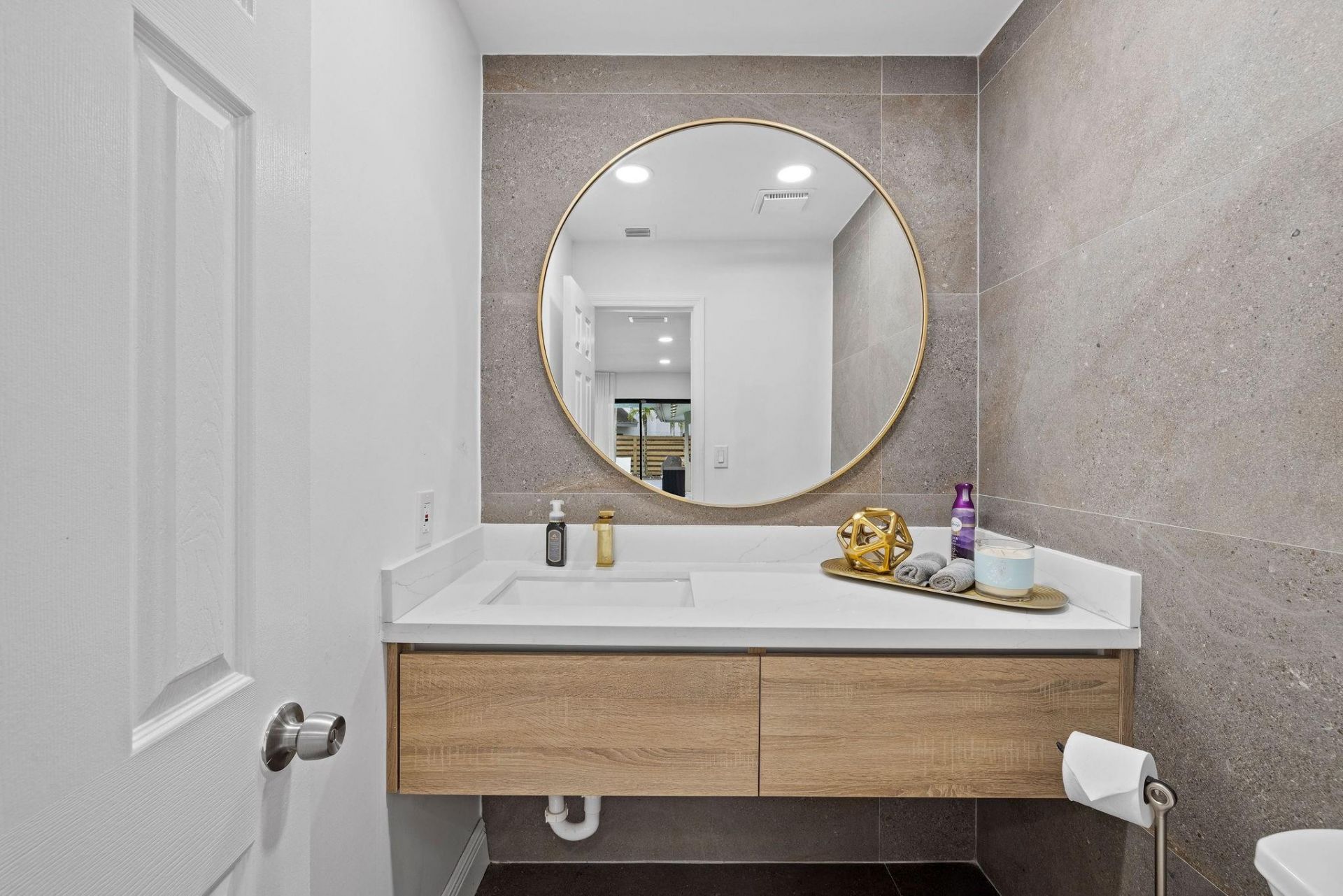 136 Greens Road, Hollywood, FL 33021 Photo