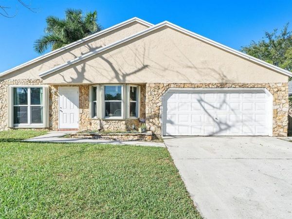 1001 SW 133rd Ter, Davie, FL 33325