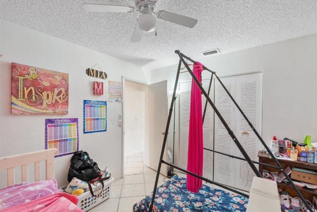 1001 SW 133rd Ter, Davie, FL 33325 Photo