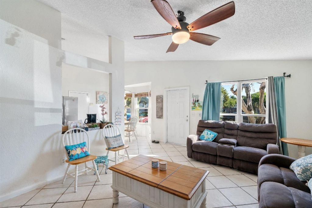 1001 SW 133rd Ter, Davie, FL 33325 Photo