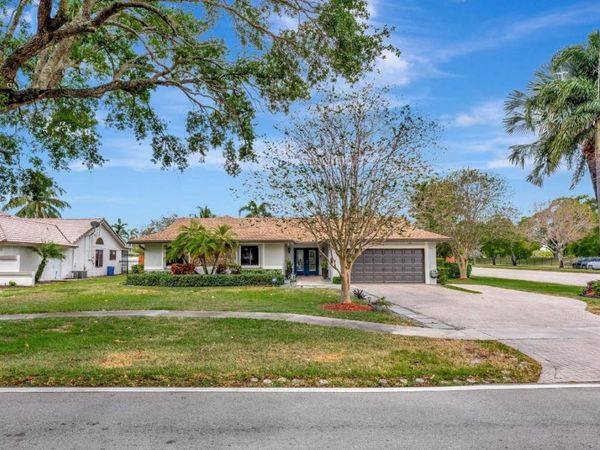 1221 SW 59th Avenue, Plantation, FL 33317