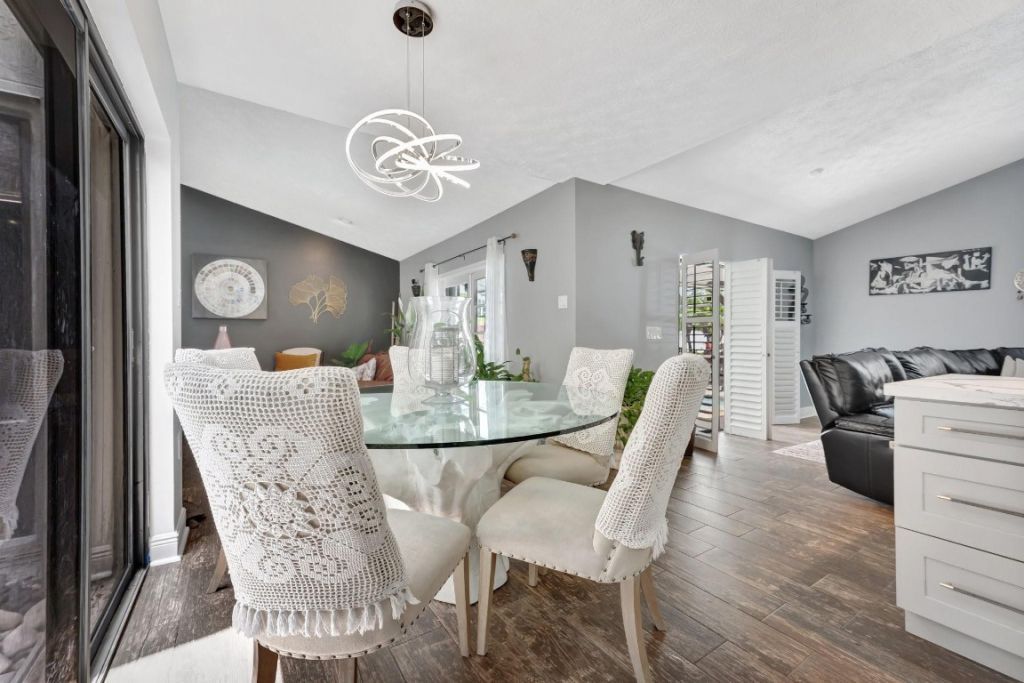 1221 SW 59th Avenue, Plantation, FL 33317 Photo