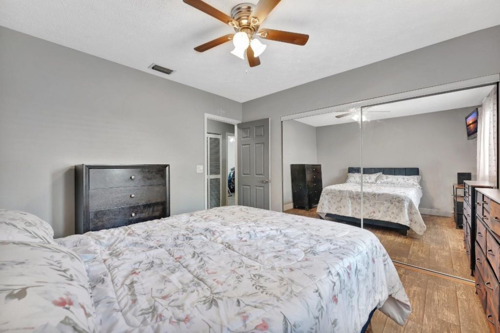 1221 SW 59th Avenue, Plantation, FL 33317 Photo