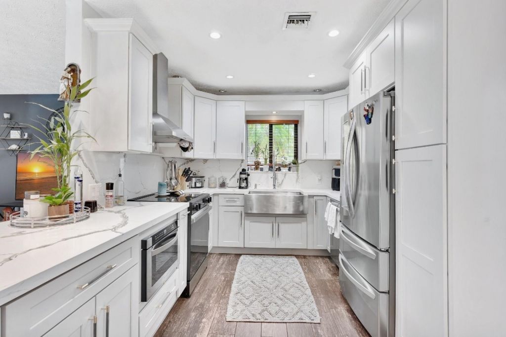 1221 SW 59th Avenue, Plantation, FL 33317 Photo