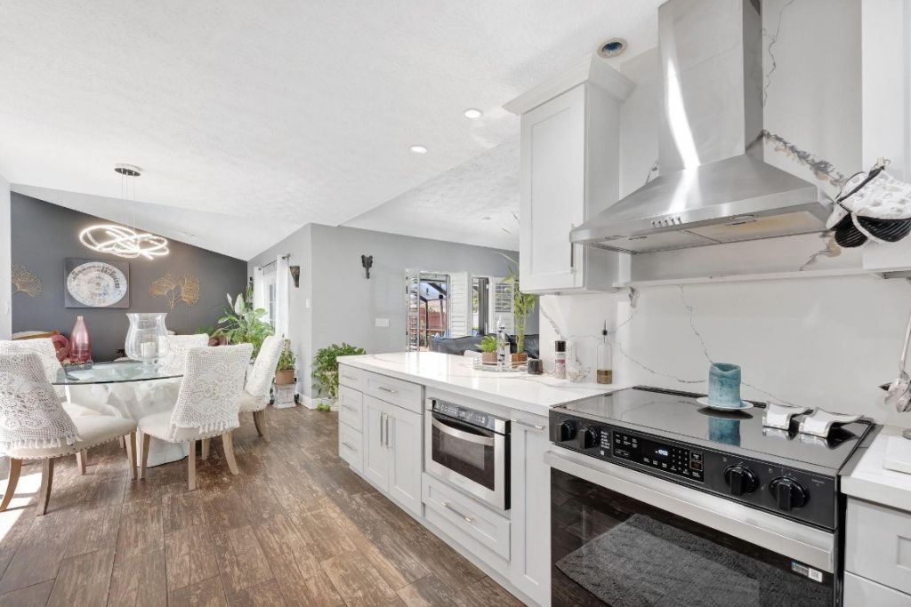 1221 SW 59th Avenue, Plantation, FL 33317 Photo