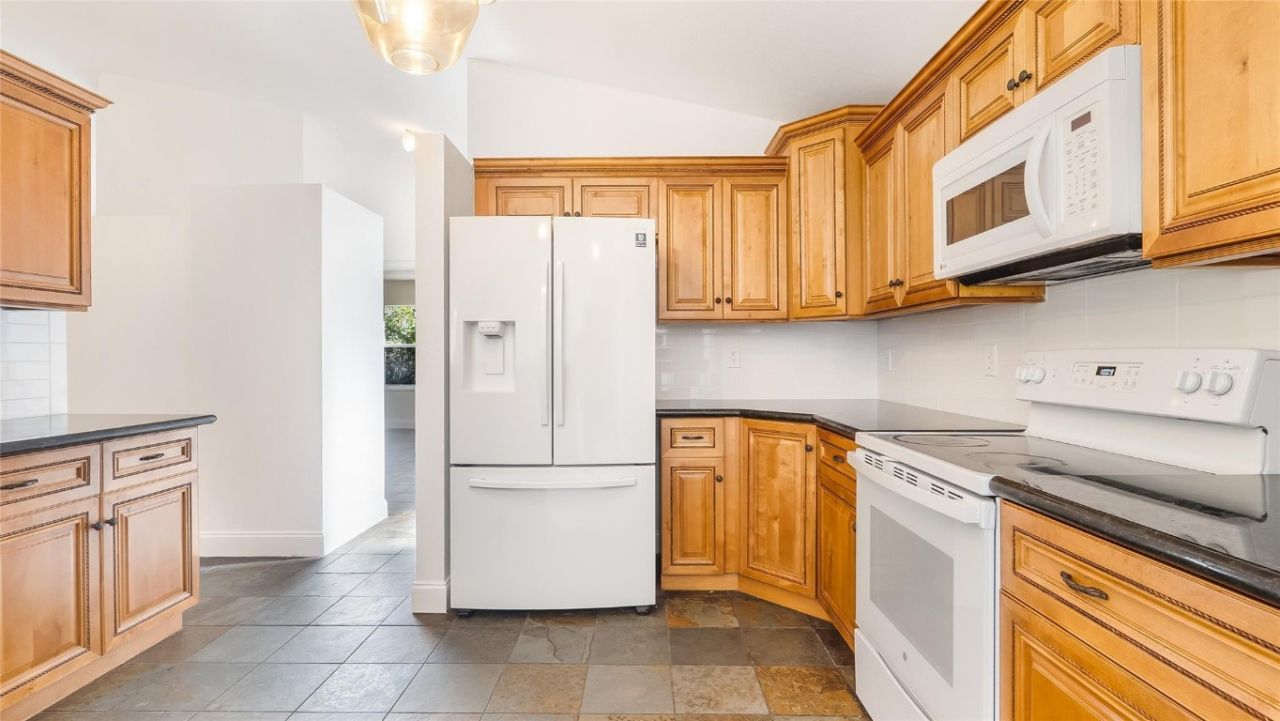 19820 SW 7th Place, Pembroke Pines, FL 33029 Photo