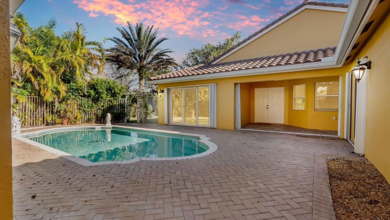 19820 SW 7th Place, Pembroke Pines, FL 33029 Photo