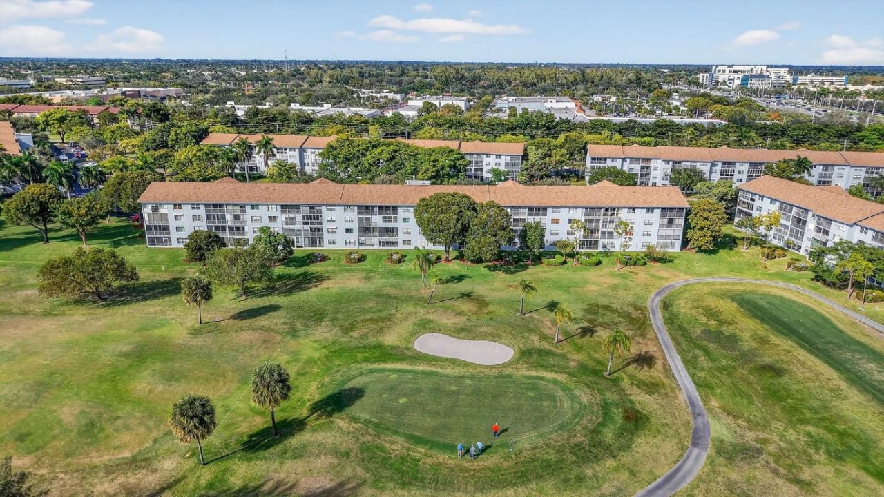 12500 SW 6th Street, Unit 110 N, Pembroke Pines, FL 33027 Photo