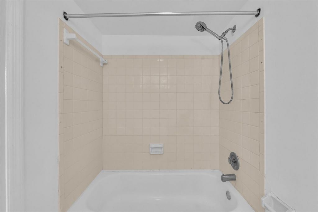 10762 La Placida Drive, Unit 7-306, Coral Springs, FL 33065 Photo