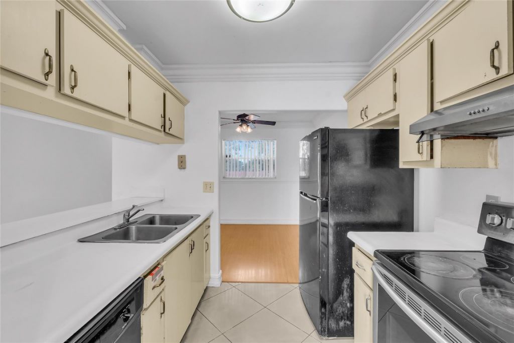 10762 La Placida Drive, Unit 7-306, Coral Springs, FL 33065 Photo