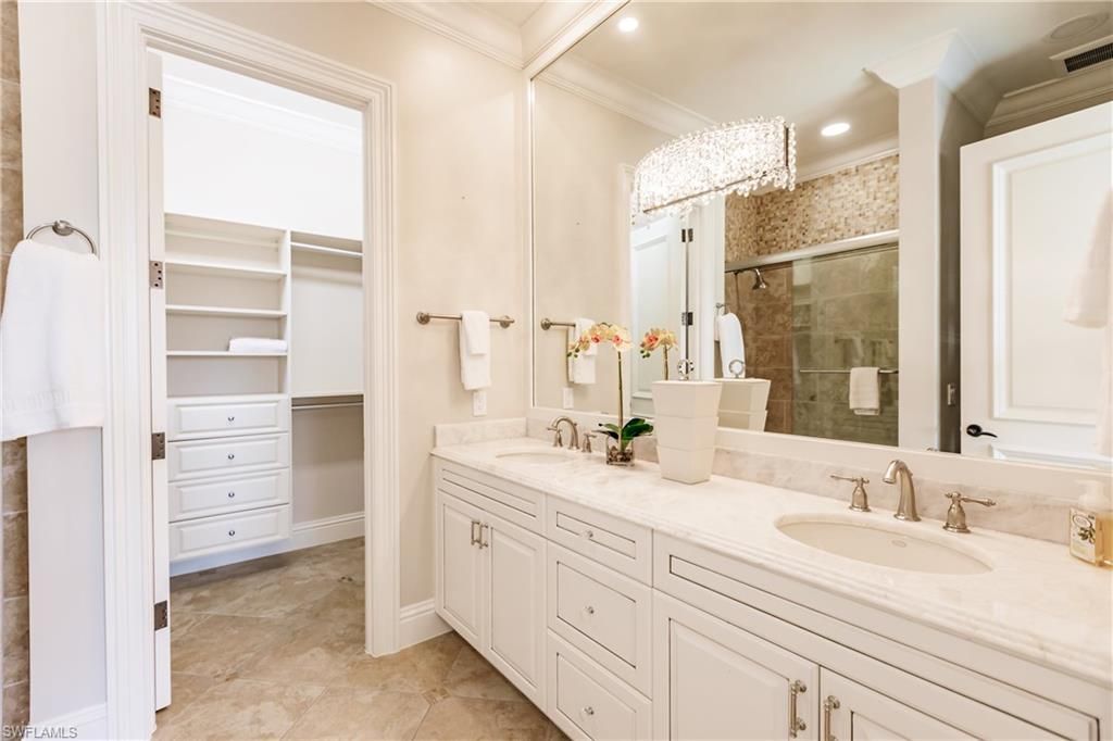 2450 Tarpon Rd, Naples, FL 34102 Photo