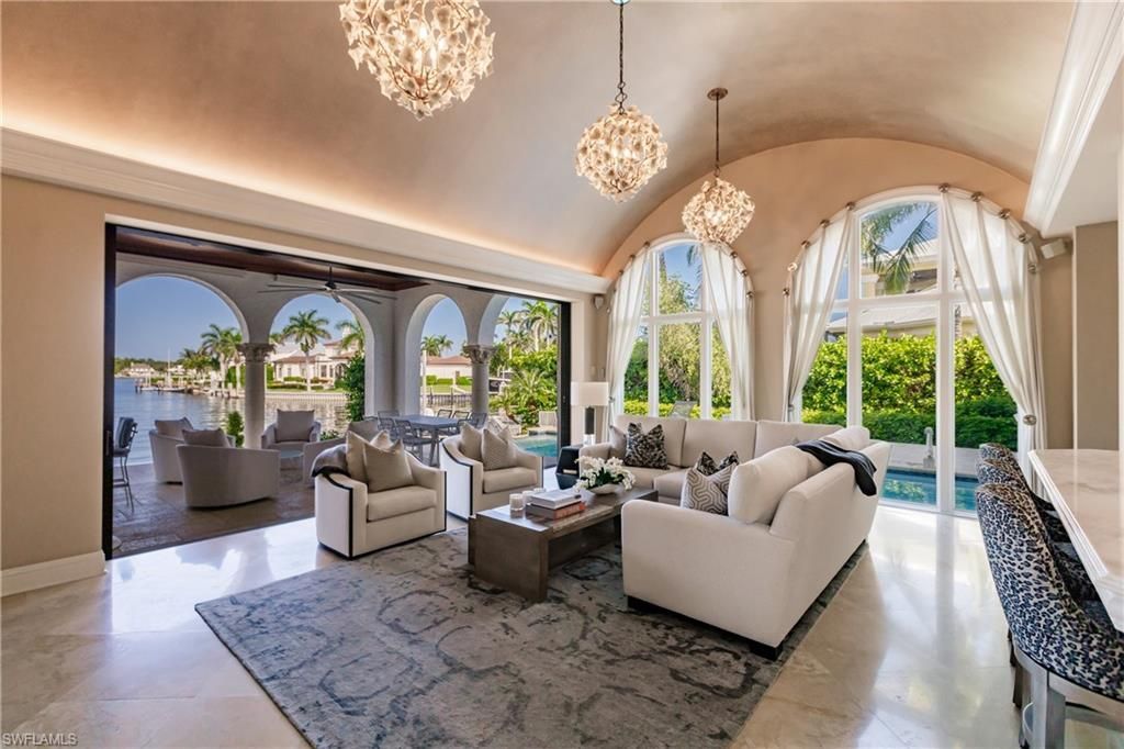 2450 Tarpon Rd, Naples, FL 34102 Photo