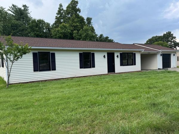 200 Southside DR, Rocky Mount, VA 24151