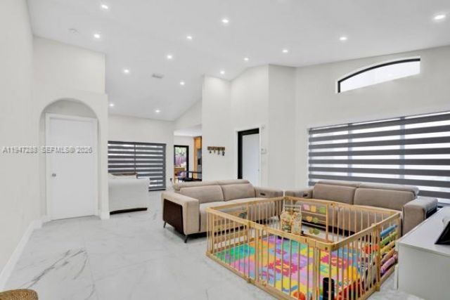 4917 SW 154th Ave, Miami, FL 33185 Photo