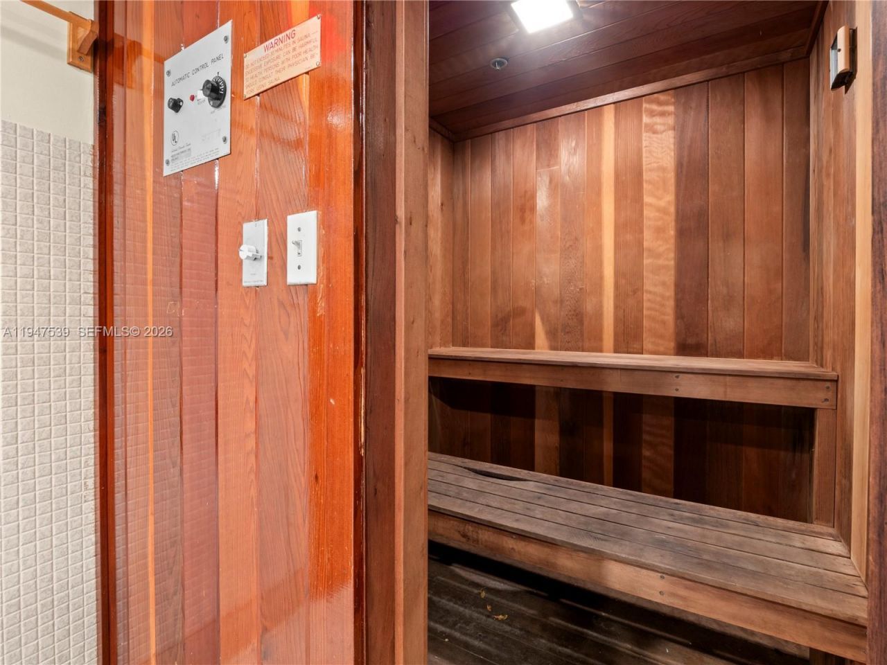 671 NE 195th St , Unit 329E, Miami, FL 33179 Photo