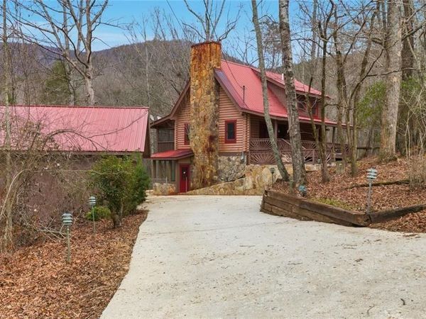 61 Bear Ridge Road, Cleveland, GA 30528