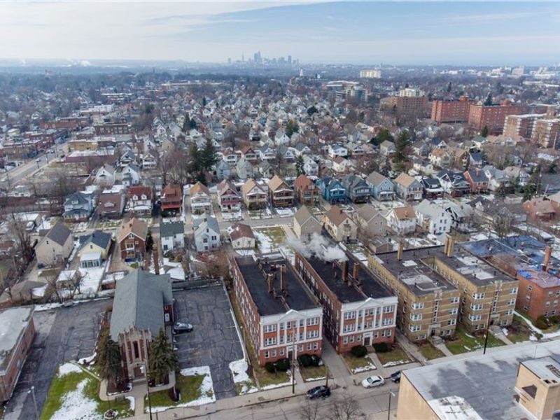 2836 E 130th Street, Unit 17L, Cleveland, OH 44120 Photo 6