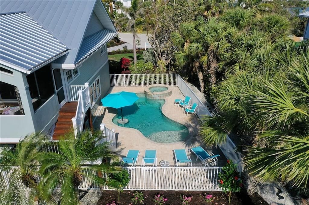 6407 Pine Ave, Sanibel, FL 33957 Photo