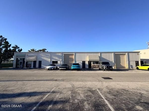 1725 S Nova Road, Unit Bldg A, South Daytona, FL 32119