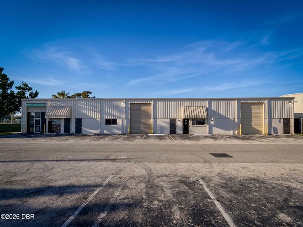 1725 S Nova Road, Unit Bldg A, South Daytona, FL 32119