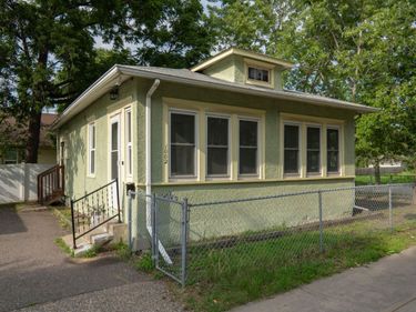 1002 Lowry Avenue N, Minneapolis, MN 55411