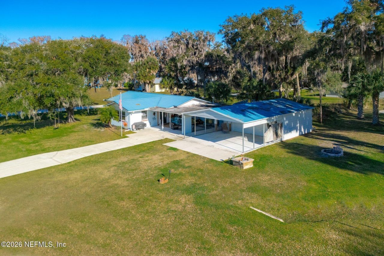 200 Bass Drive, Crescent City, FL 32112 Main Photo