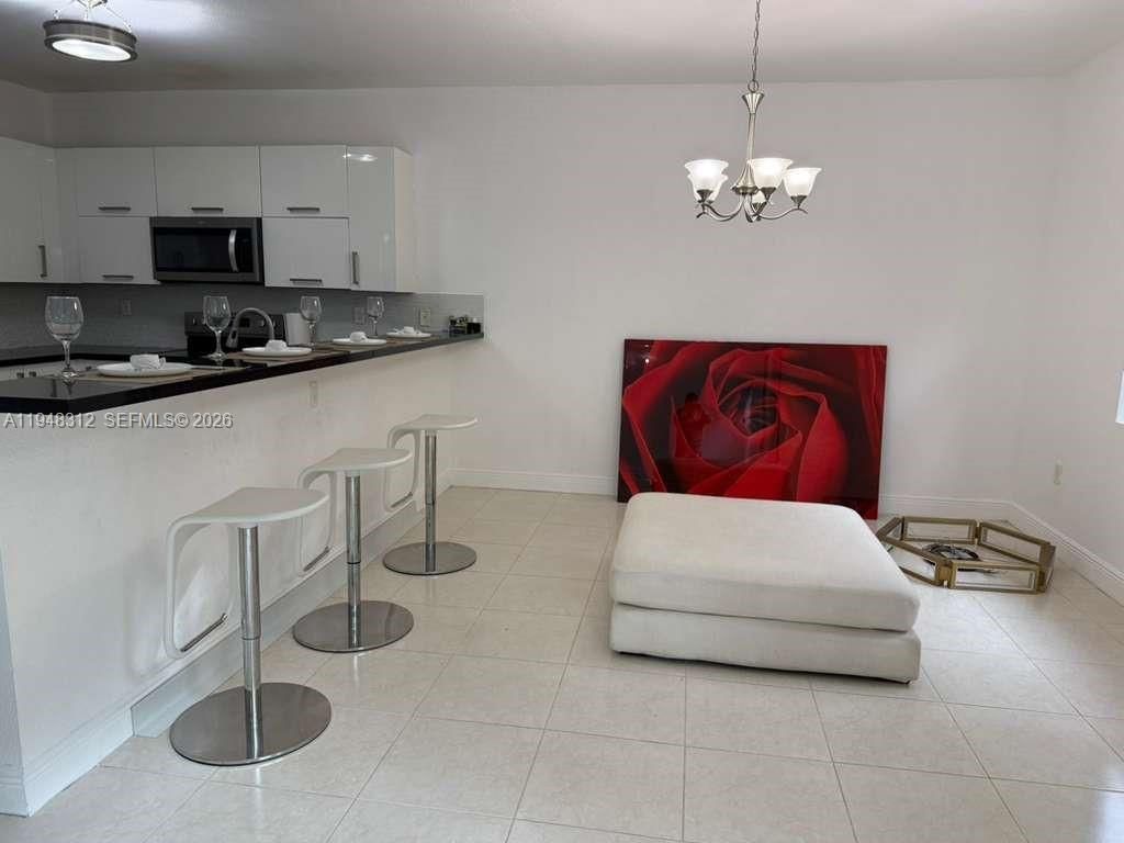 9866 NW 10th St, Miami, FL 33172 Photo