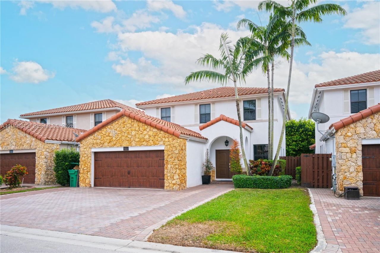 9866 NW 10th St, Miami, FL 33172 Photo