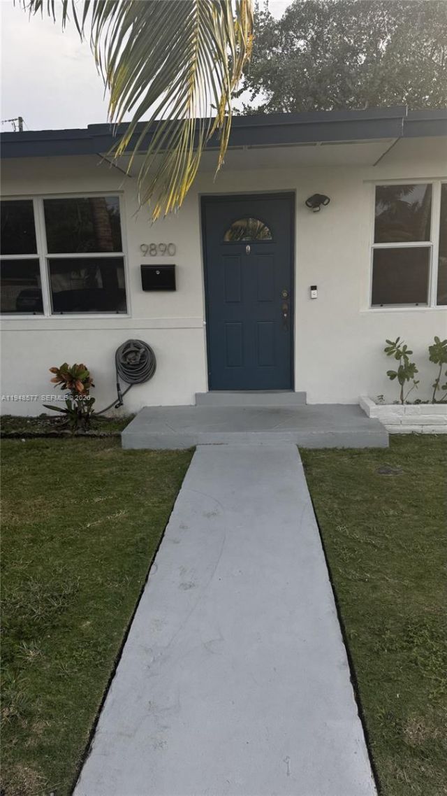 9890 Santos Dr, Cutler Bay, FL 33189 Photo