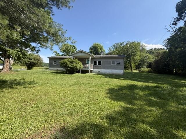2165 State Hwy 3246, Crab Orchard, KY 40419 Main Photo