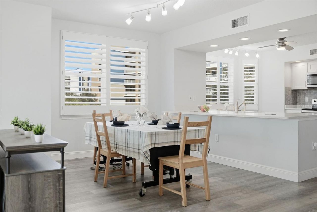 960 Starkey Road, Unit 8106, Largo, FL 33771 Photo