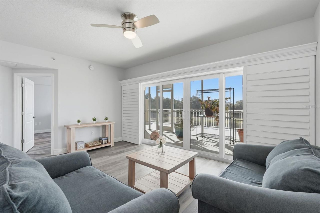 960 Starkey Road, Unit 8106, Largo, FL 33771 Photo