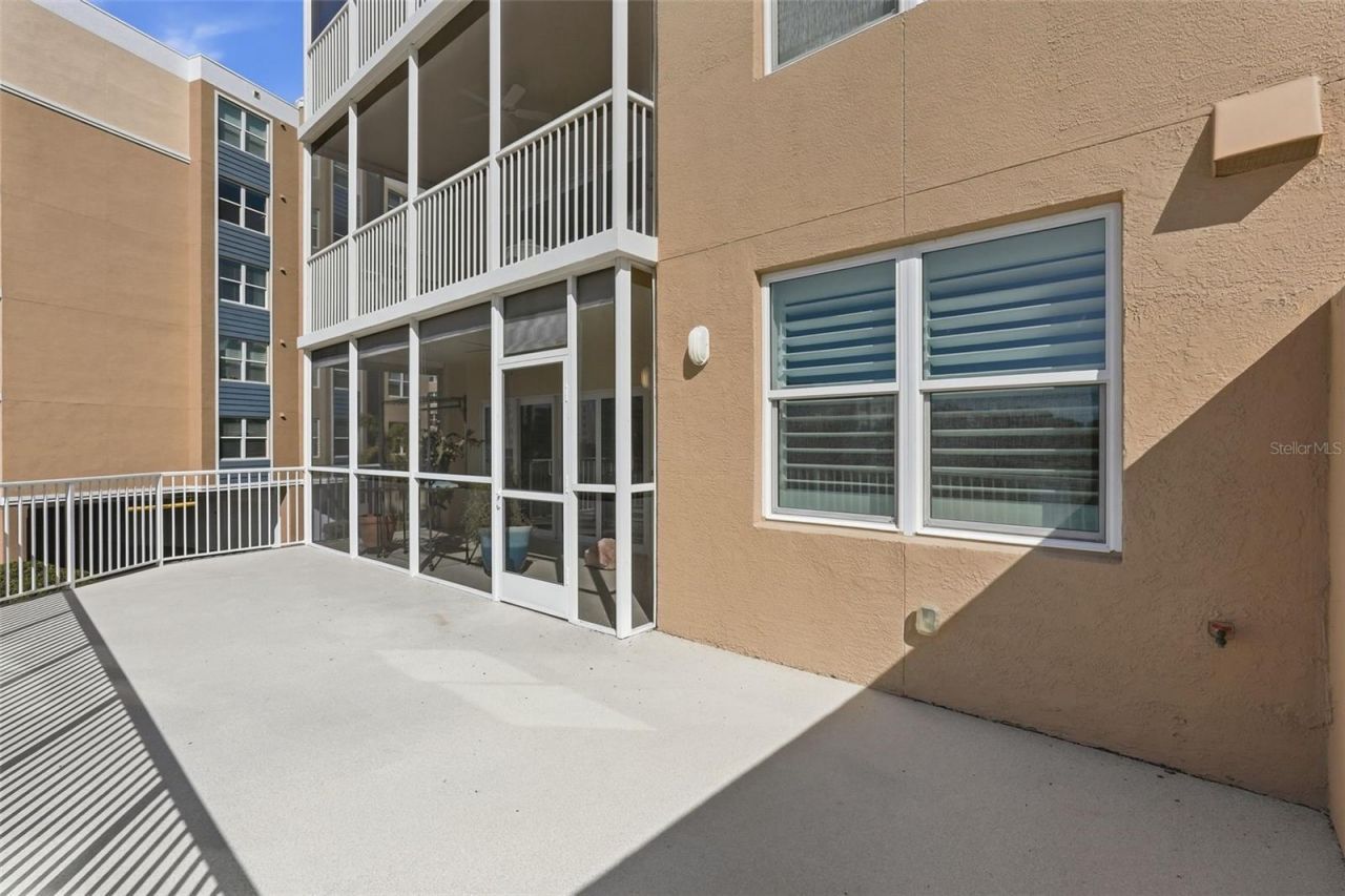 960 Starkey Road, Unit 8106, Largo, FL 33771 Photo