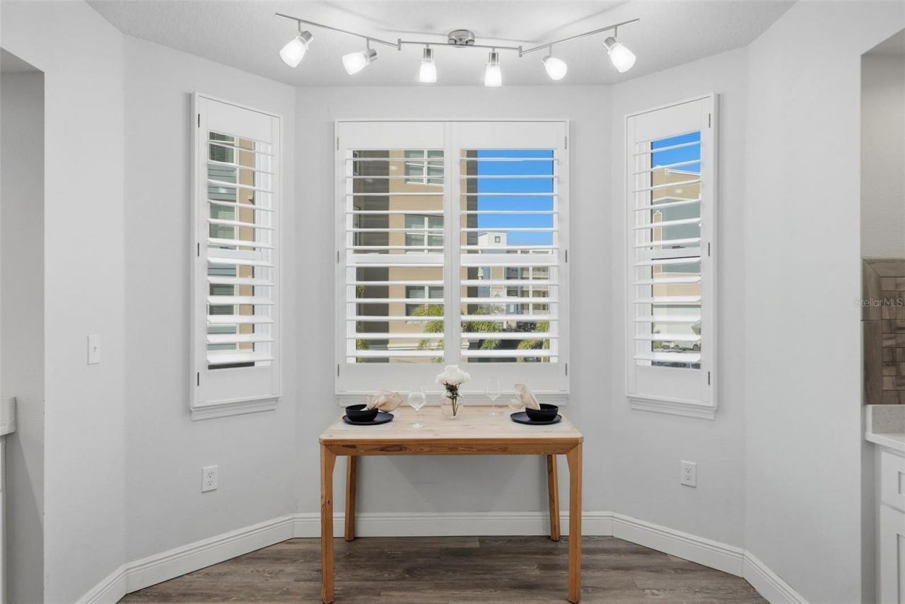 960 Starkey Road, Unit 8106, Largo, FL 33771 Photo