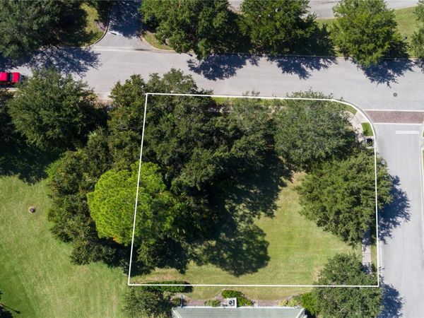 2 HOLLY COURT, PALM COAST, FL 32137