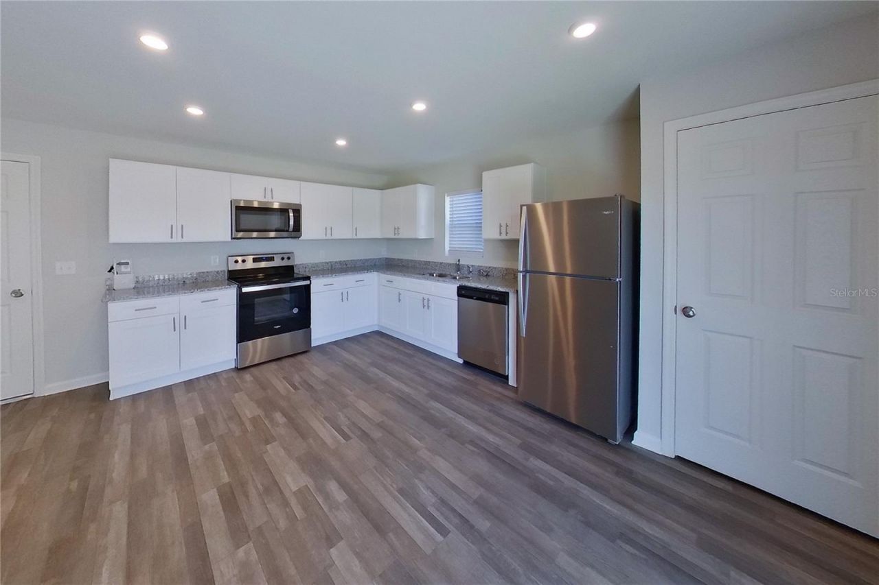 1762 Nebraska Loop, Sumterville, FL 33585 Photo