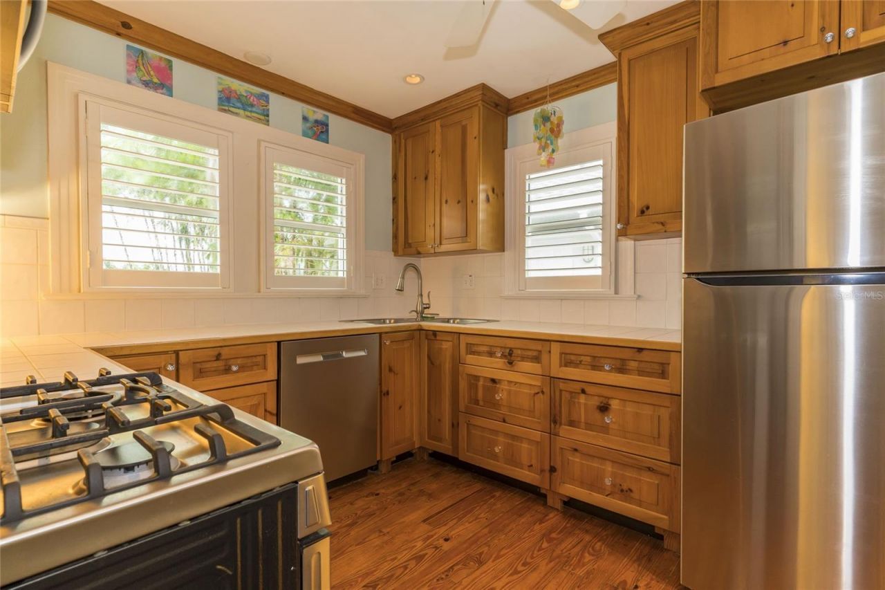 110 Devon Drive, Clearwater, FL 33767 Photo