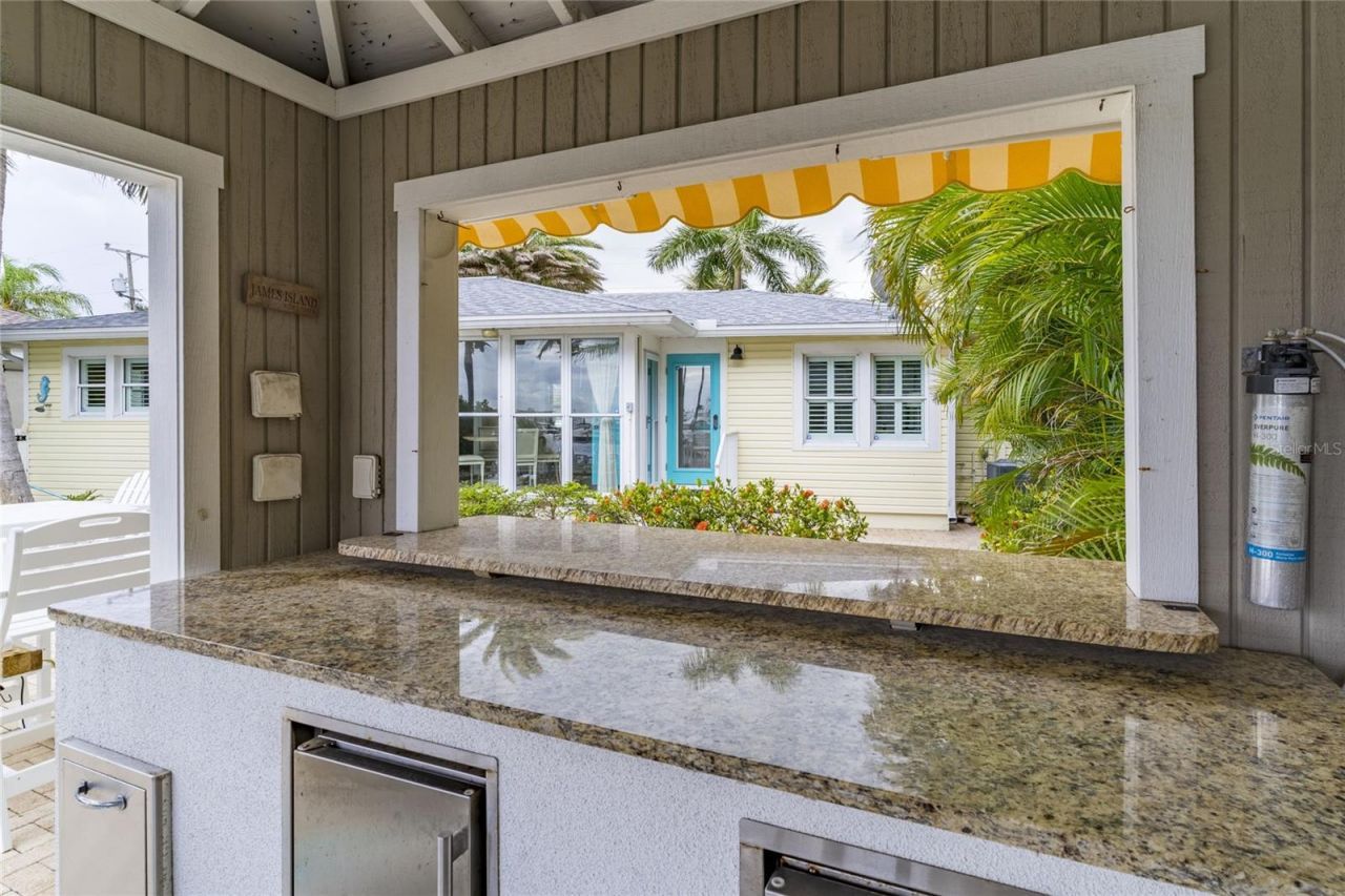 110 Devon Drive, Clearwater, FL 33767 Photo